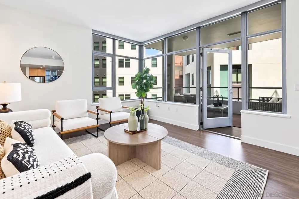 1441 9th Ave #402 San Diego, CA 92101