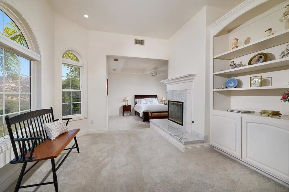 18151 Old Coach Rd Poway, CA 92064