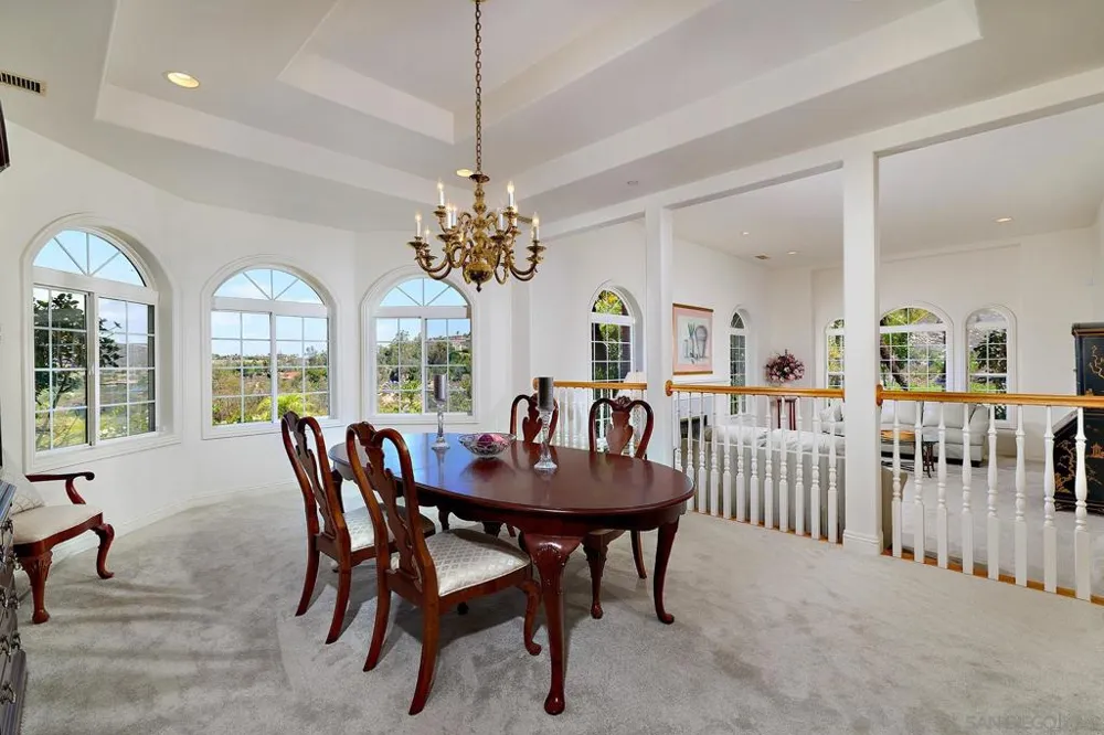 18151 Old Coach Rd Poway, CA 92064