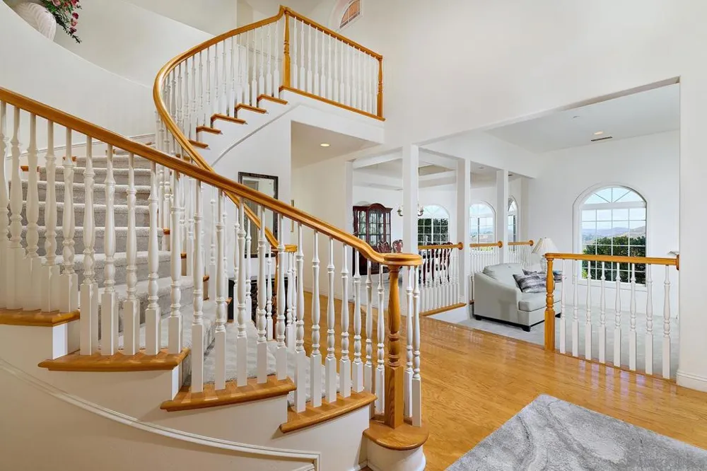 18151 Old Coach Rd Poway, CA 92064