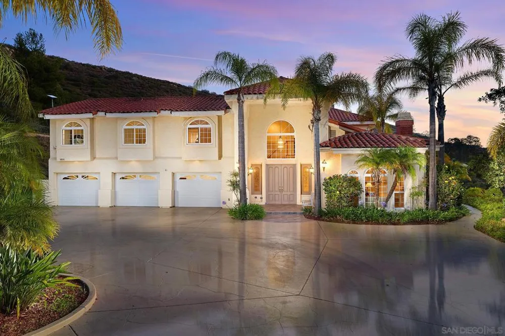 18151 Old Coach Rd Poway, CA 92064