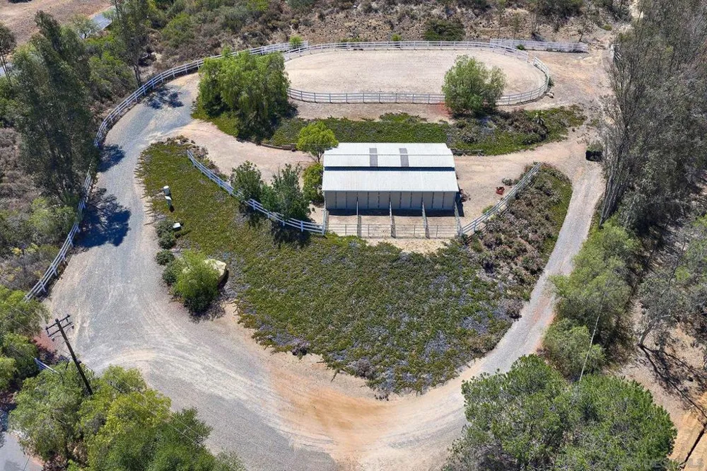 18151 Old Coach Rd Poway, CA 92064