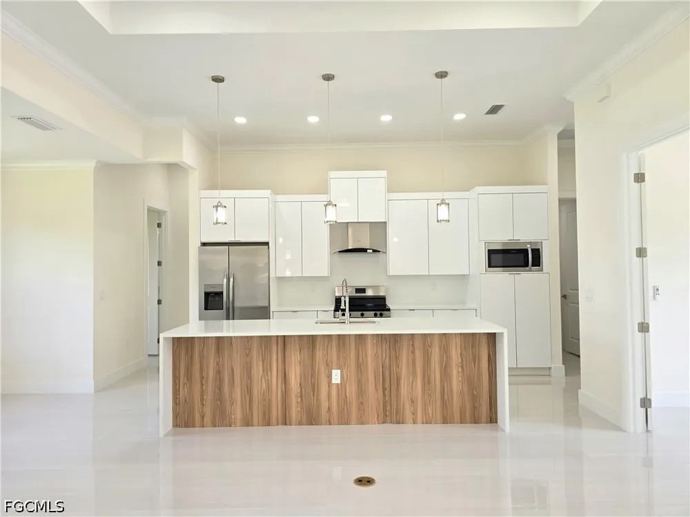 43rd Street W Lehigh Acres, FL 33971