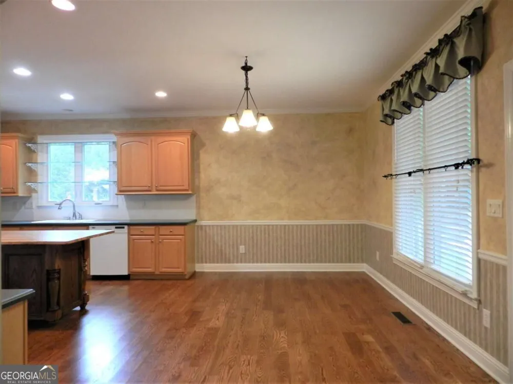 2565 Harman Park CT Duluth, GA 30097