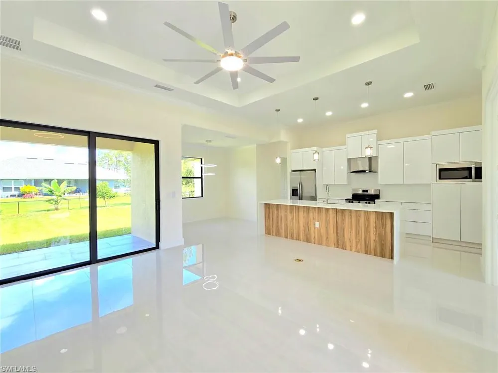 2606 43rd Street W Lehigh Acres, FL 33971