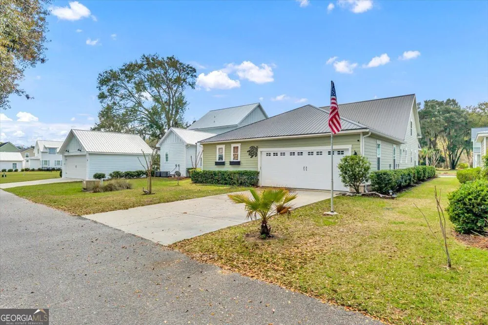 54 Salt Marsh DR Midway, GA 31320