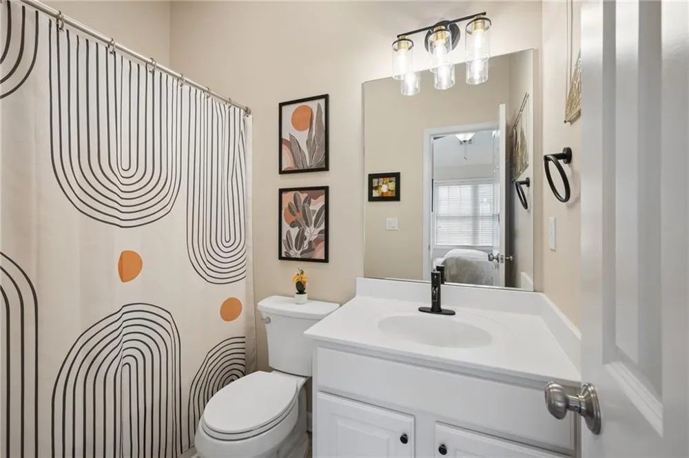 3201 Waters Edge Trail Roswell, GA 30075