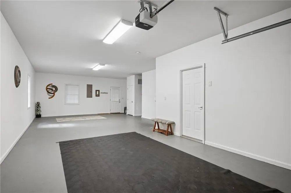 3201 Waters Edge Trail Roswell, GA 30075