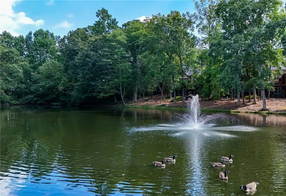 3201 Waters Edge Trail Roswell, GA 30075