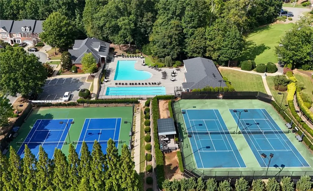 3201 Waters Edge Trail Roswell, GA 30075