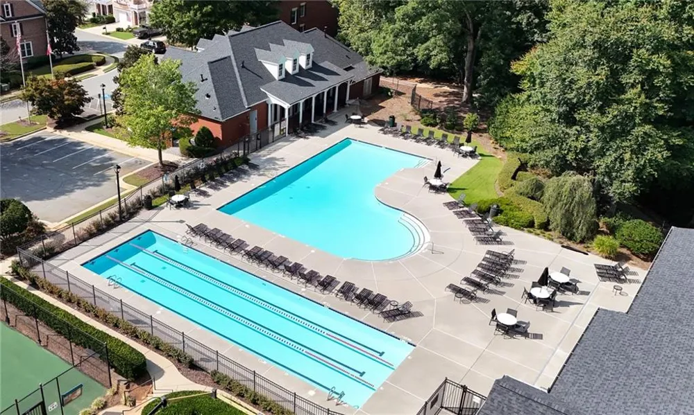 3201 Waters Edge Trail Roswell, GA 30075