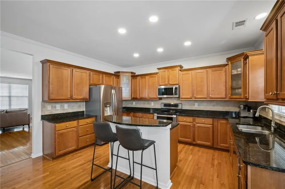 3201 Waters Edge Trail Roswell, GA 30075