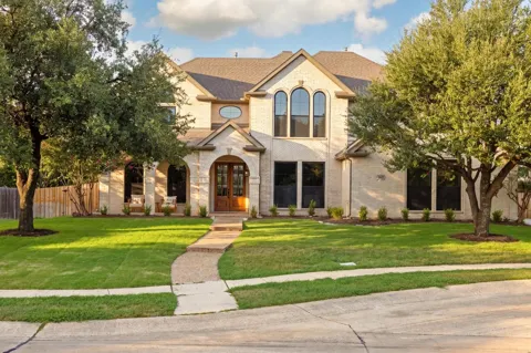 445 Chesapeake Lane