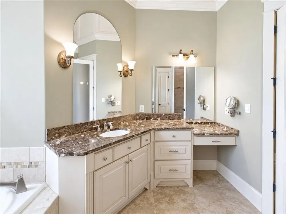 1011 Highgrove Drive Monroe, GA 30655