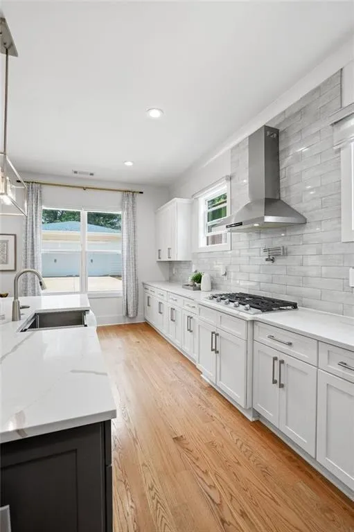 2114 Memorial Drive SE Atlanta, GA 30317