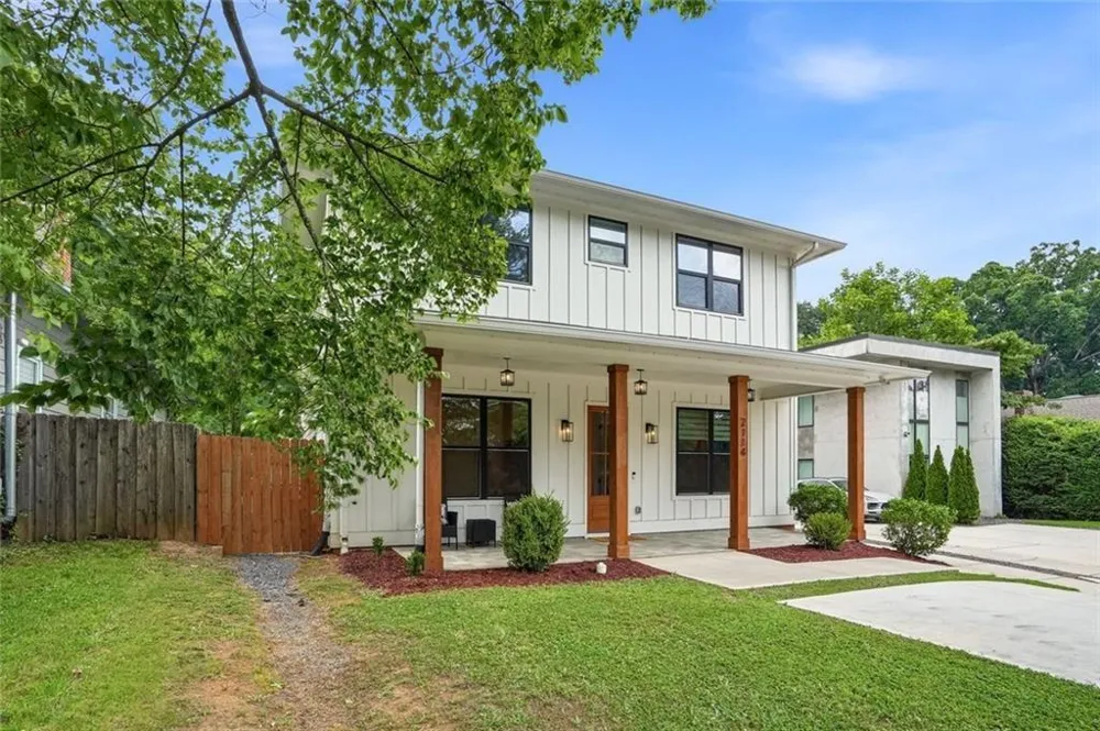 2114 Memorial Drive SE Atlanta, GA 30317
