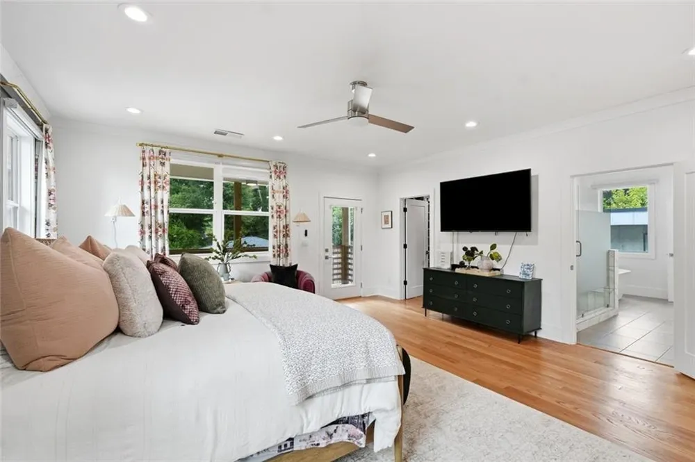 2114 Memorial Drive SE Atlanta, GA 30317