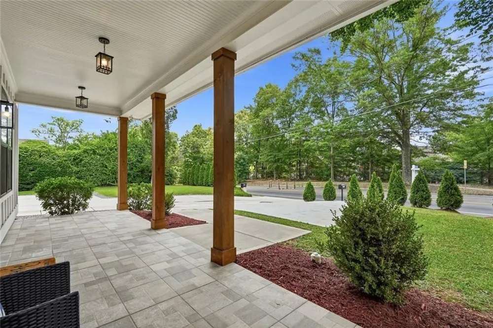 2114 Memorial Drive SE Atlanta, GA 30317