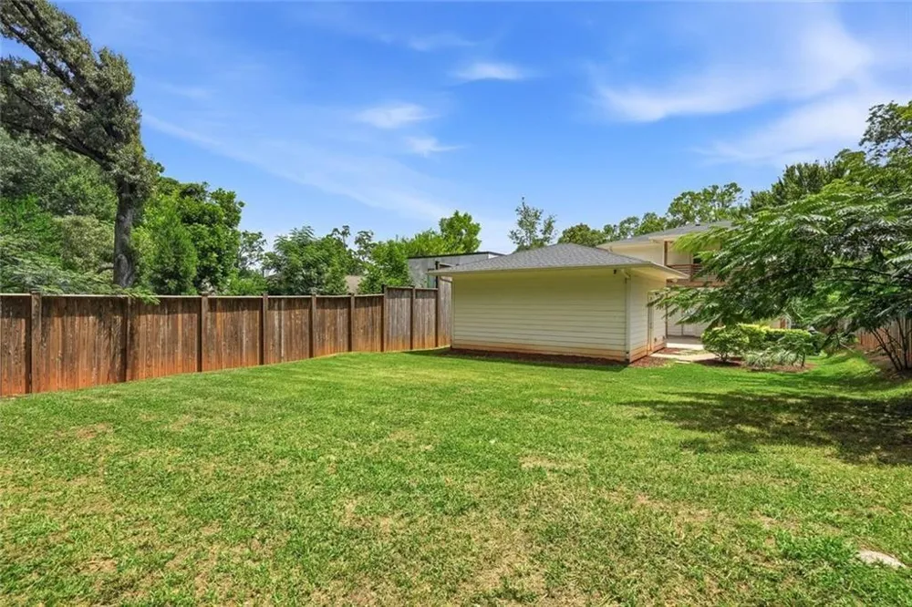 2114 Memorial Drive SE Atlanta, GA 30317