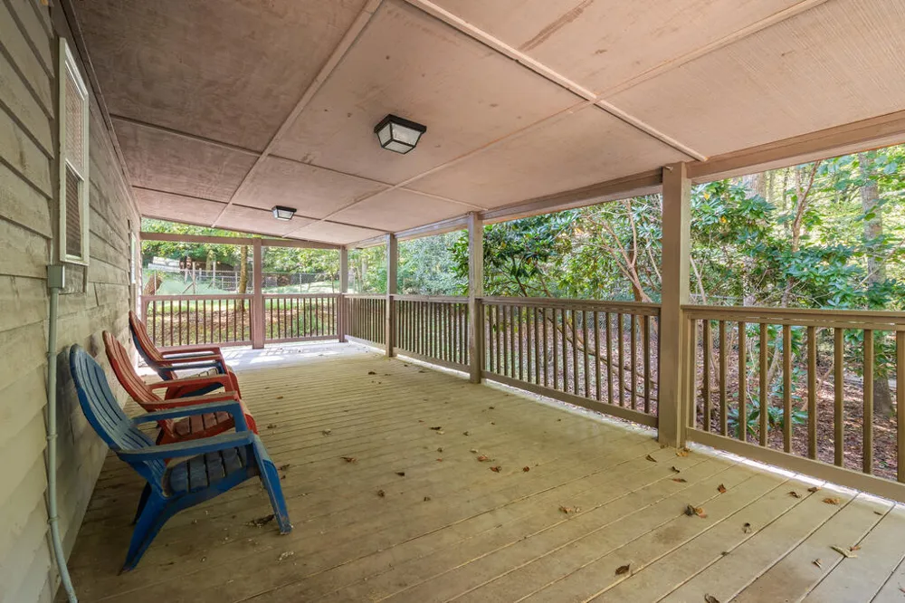 4326 White Oak Drive Hiawassee, GA 30546