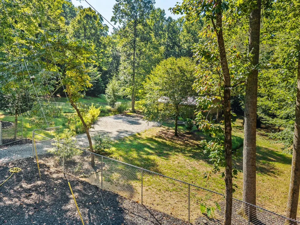 4326 White Oak Drive Hiawassee, GA 30546
