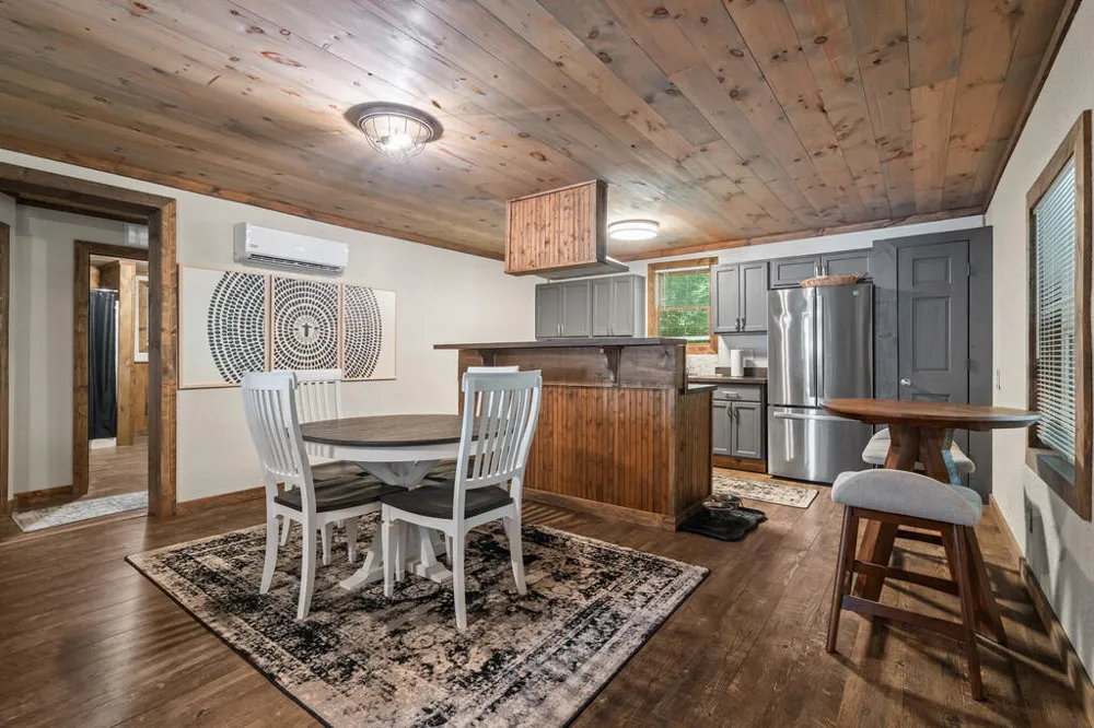 4326 White Oak Drive Hiawassee, GA 30546