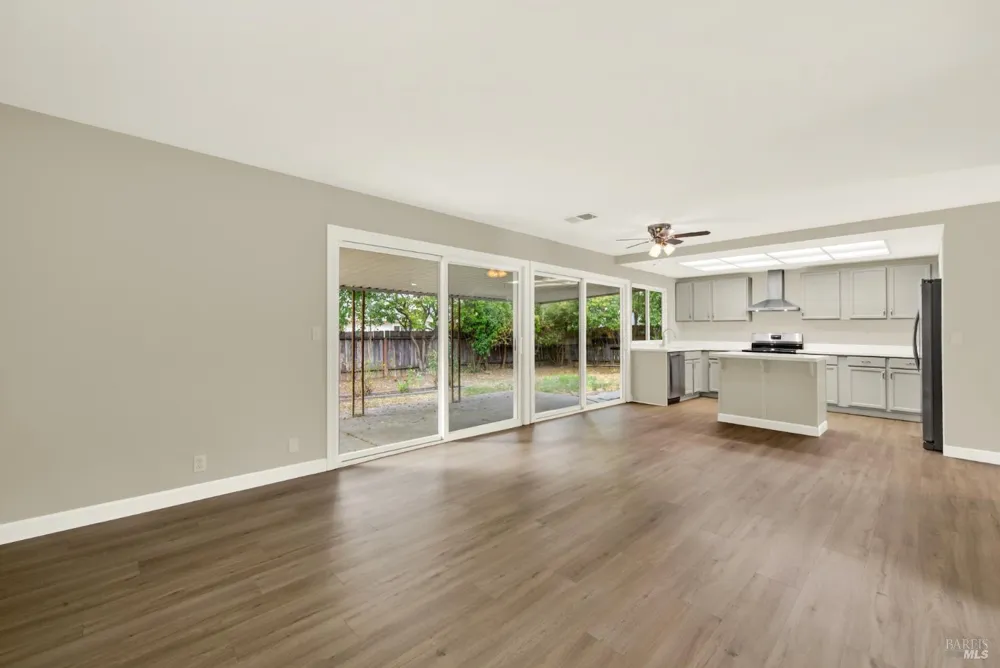 506 Crestview Drive Vacaville, CA 95688