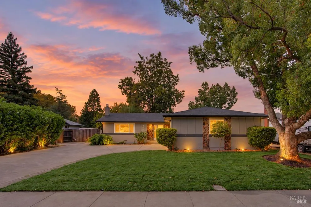 506 Crestview Drive Vacaville, CA 95688