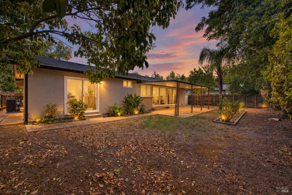 506 Crestview Drive Vacaville, CA 95688