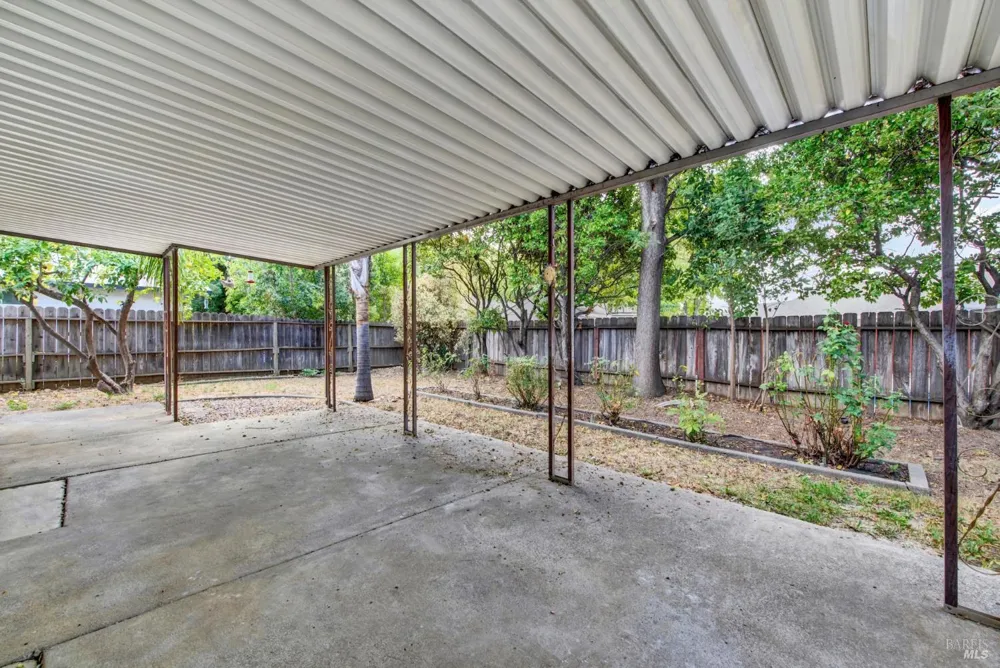 506 Crestview Drive Vacaville, CA 95688