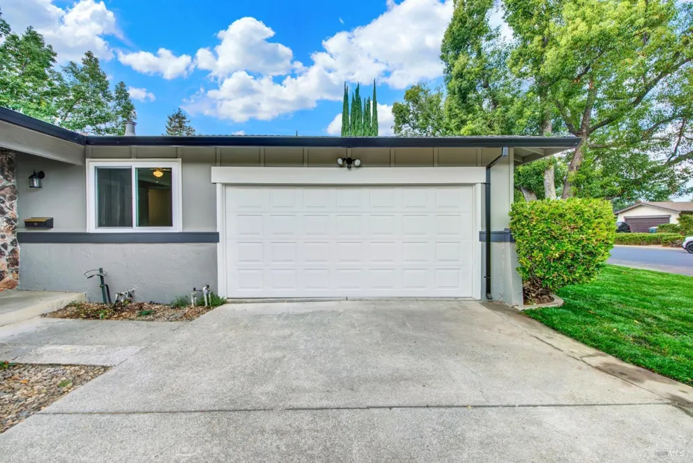 506 Crestview Drive Vacaville, CA 95688