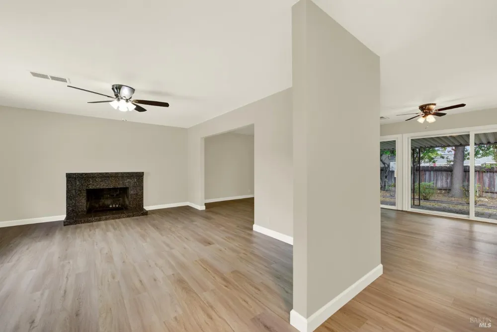 506 Crestview Drive Vacaville, CA 95688