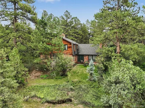 4663 Lariat Drive