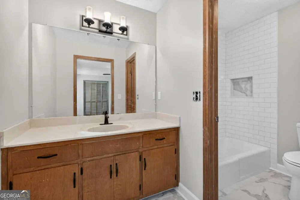 5147 Dekalb WAY Stone Mountain, GA 30087
