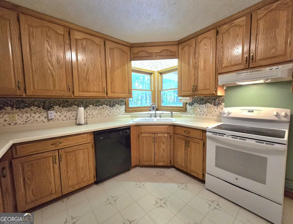 231 Orrs School RD Jefferson, GA 30549