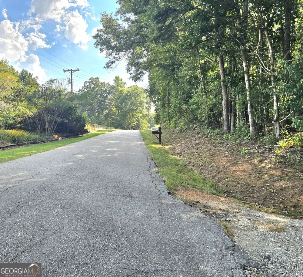 231 Orrs School RD Jefferson, GA 30549