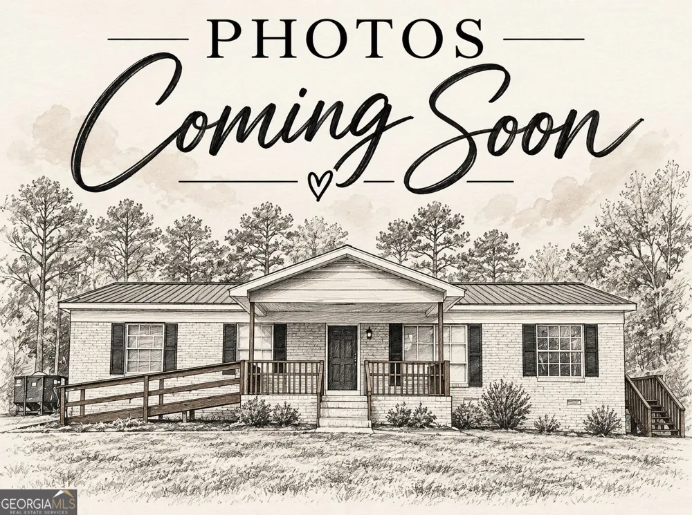 814 Brookdale RD Toccoa, GA 30577