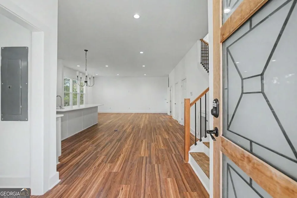1514 Mercer AVE Atlanta, GA 30337