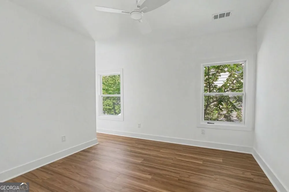 1514 Mercer AVE Atlanta, GA 30337