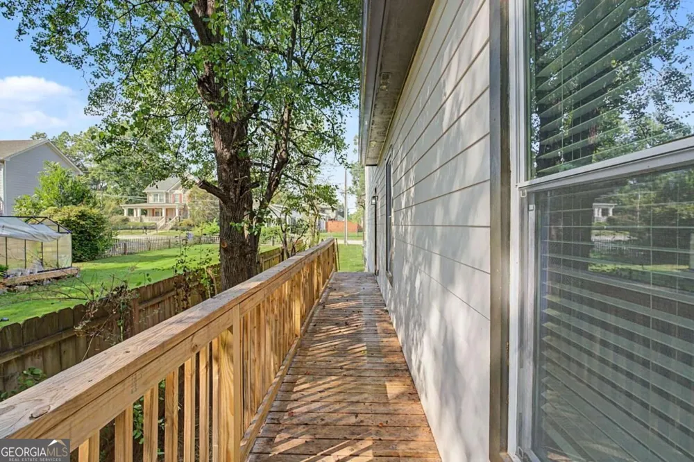 1514 Mercer AVE Atlanta, GA 30337