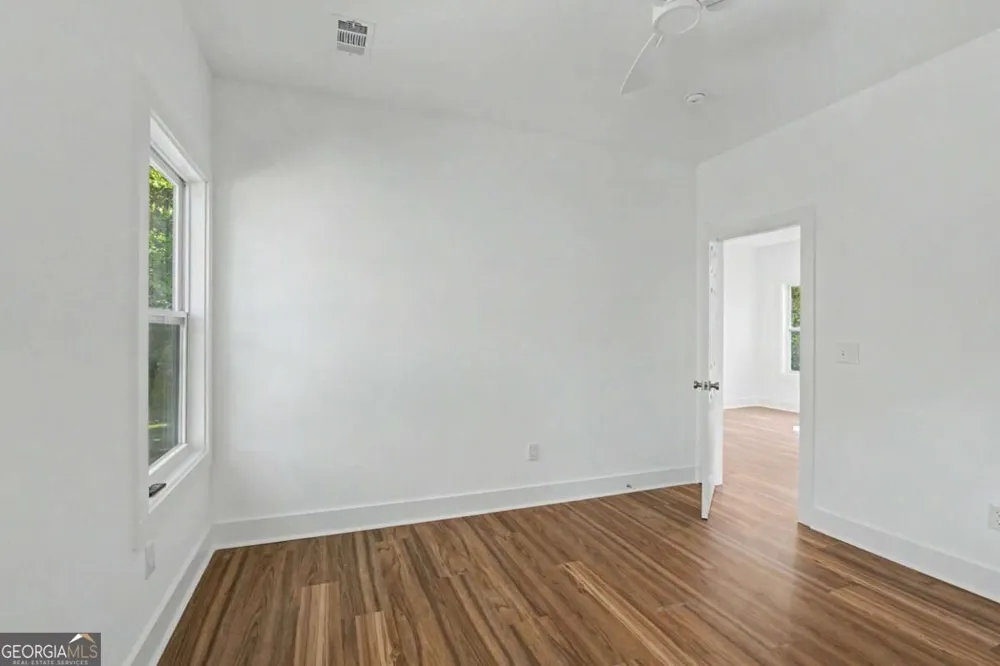 1514 Mercer AVE Atlanta, GA 30337