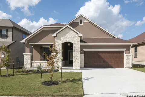509 Landmark Bluff