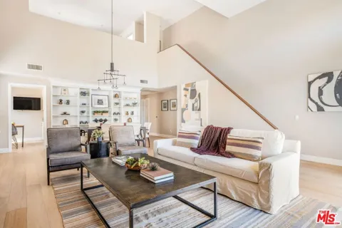 10511 Ashton Avenue #305