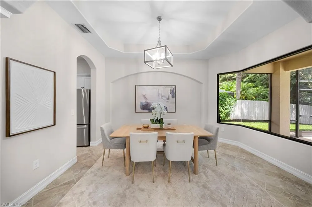 7267 Acorn Way Naples, FL 34119