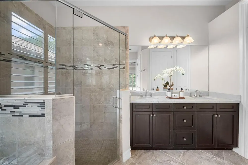 7267 Acorn Way Naples, FL 34119