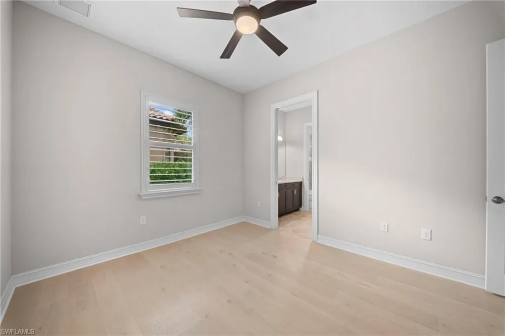 7267 Acorn Way Naples, FL 34119