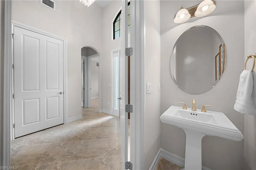 7267 Acorn Way Naples, FL 34119