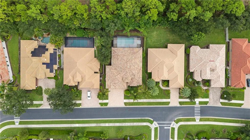 7267 Acorn Way Naples, FL 34119