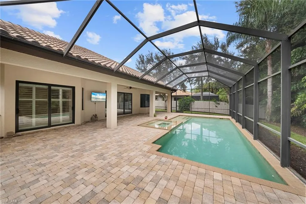 7267 Acorn Way Naples, FL 34119