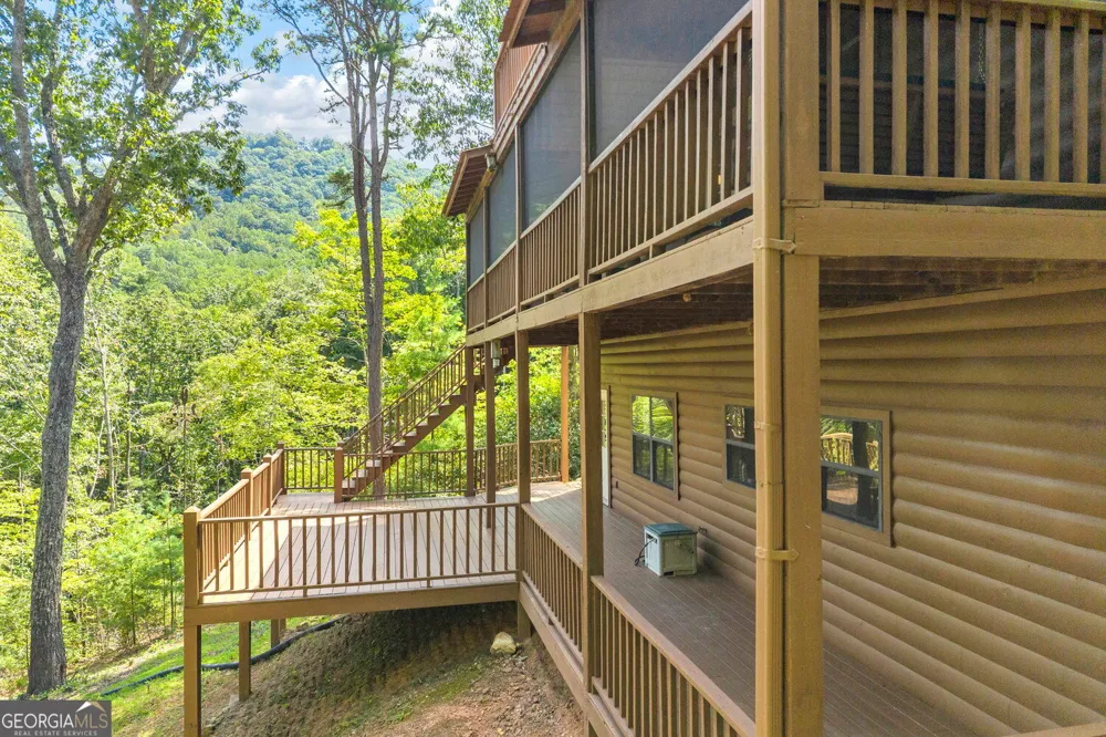 122 Sky High DR Blairsville, GA 30512